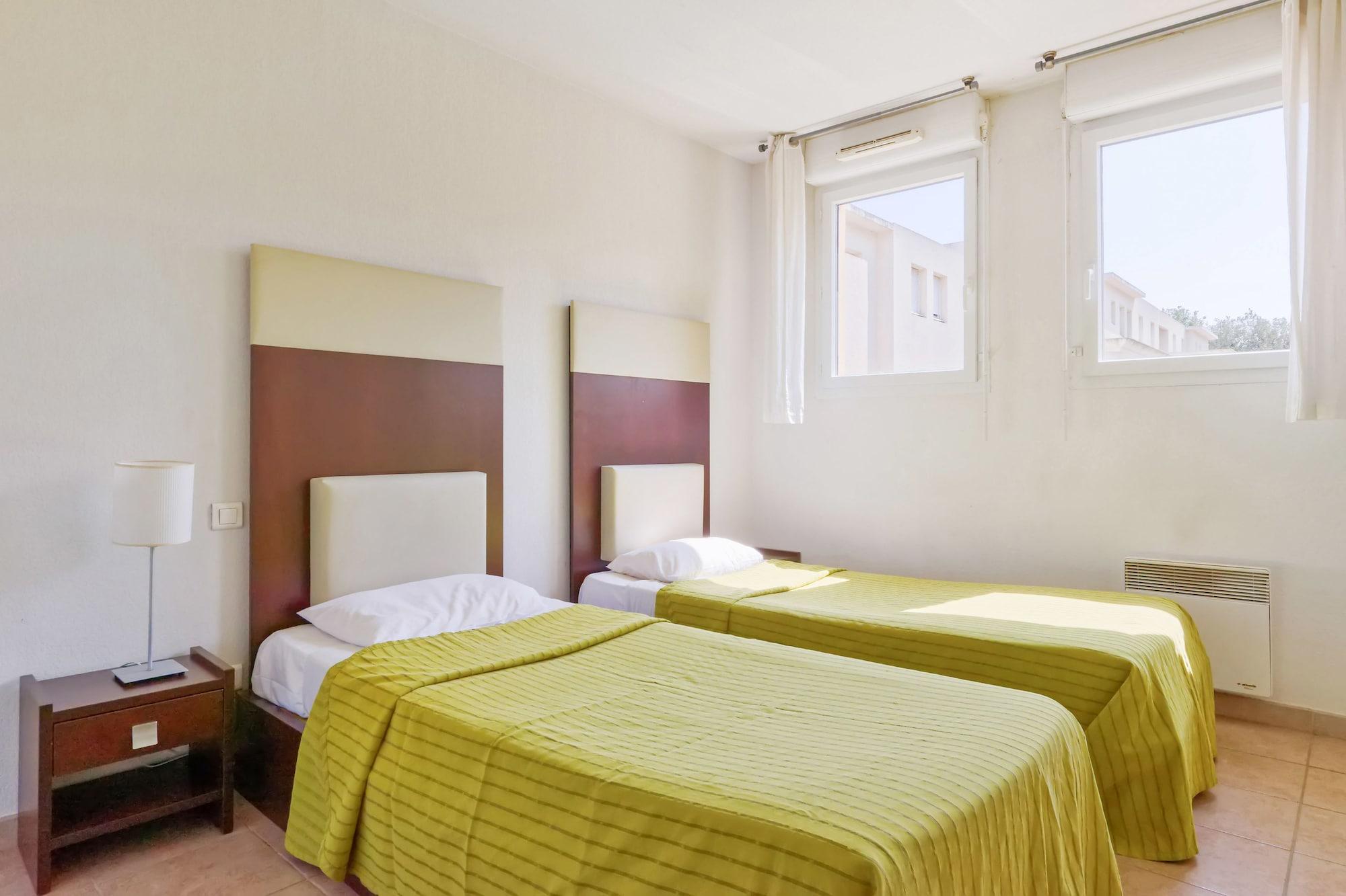 Comfort Aparthotel Six-Fours Six-Fours-les-Plages Exteriör bild