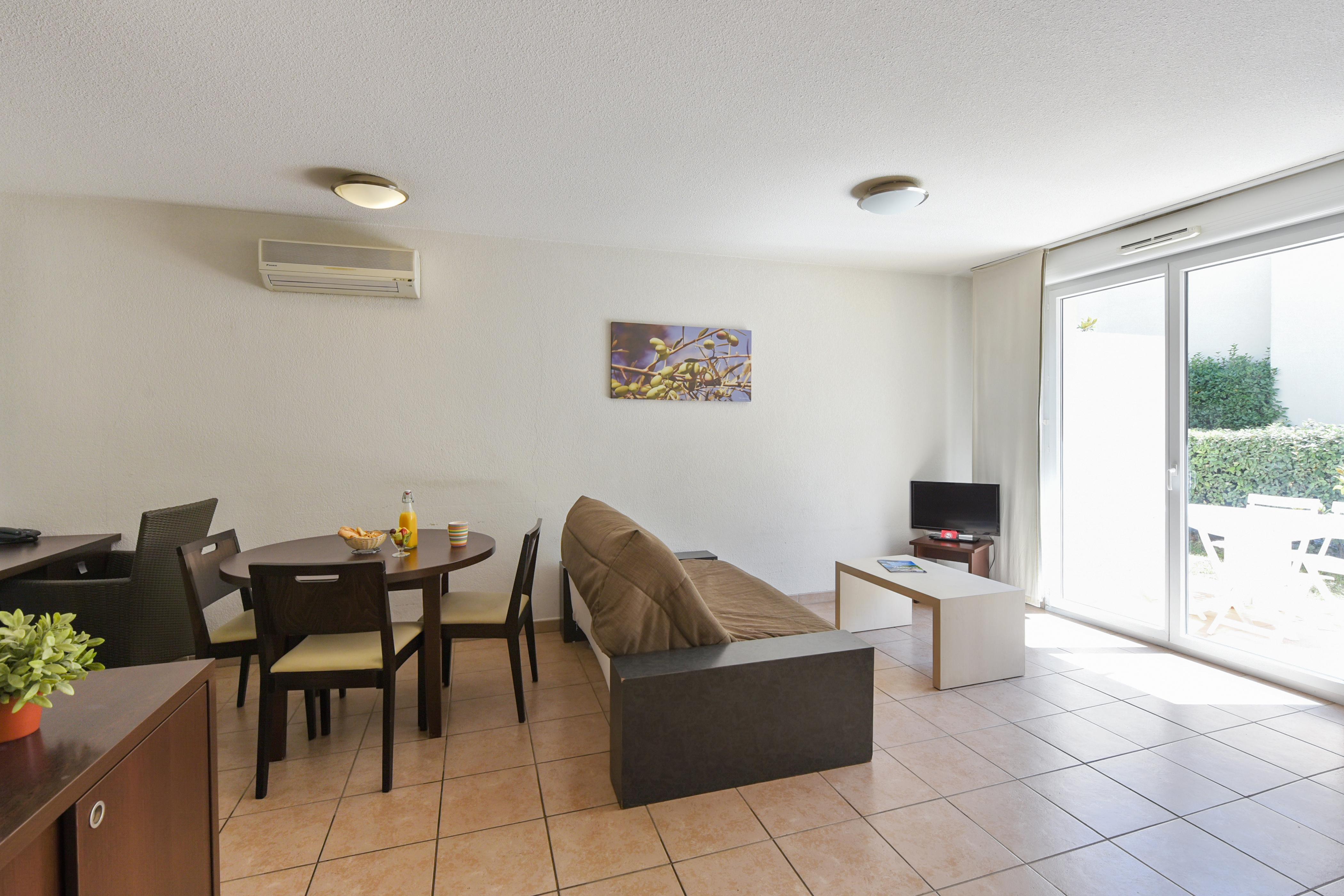 Comfort Aparthotel Six-Fours Six-Fours-les-Plages Exteriör bild
