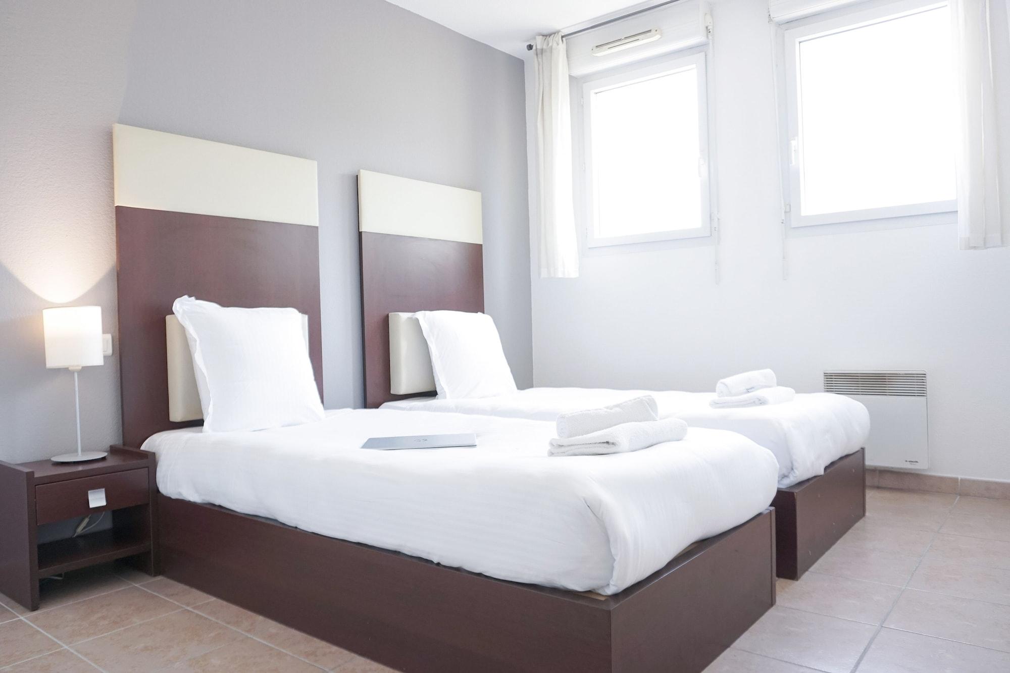Comfort Aparthotel Six-Fours Six-Fours-les-Plages Exteriör bild
