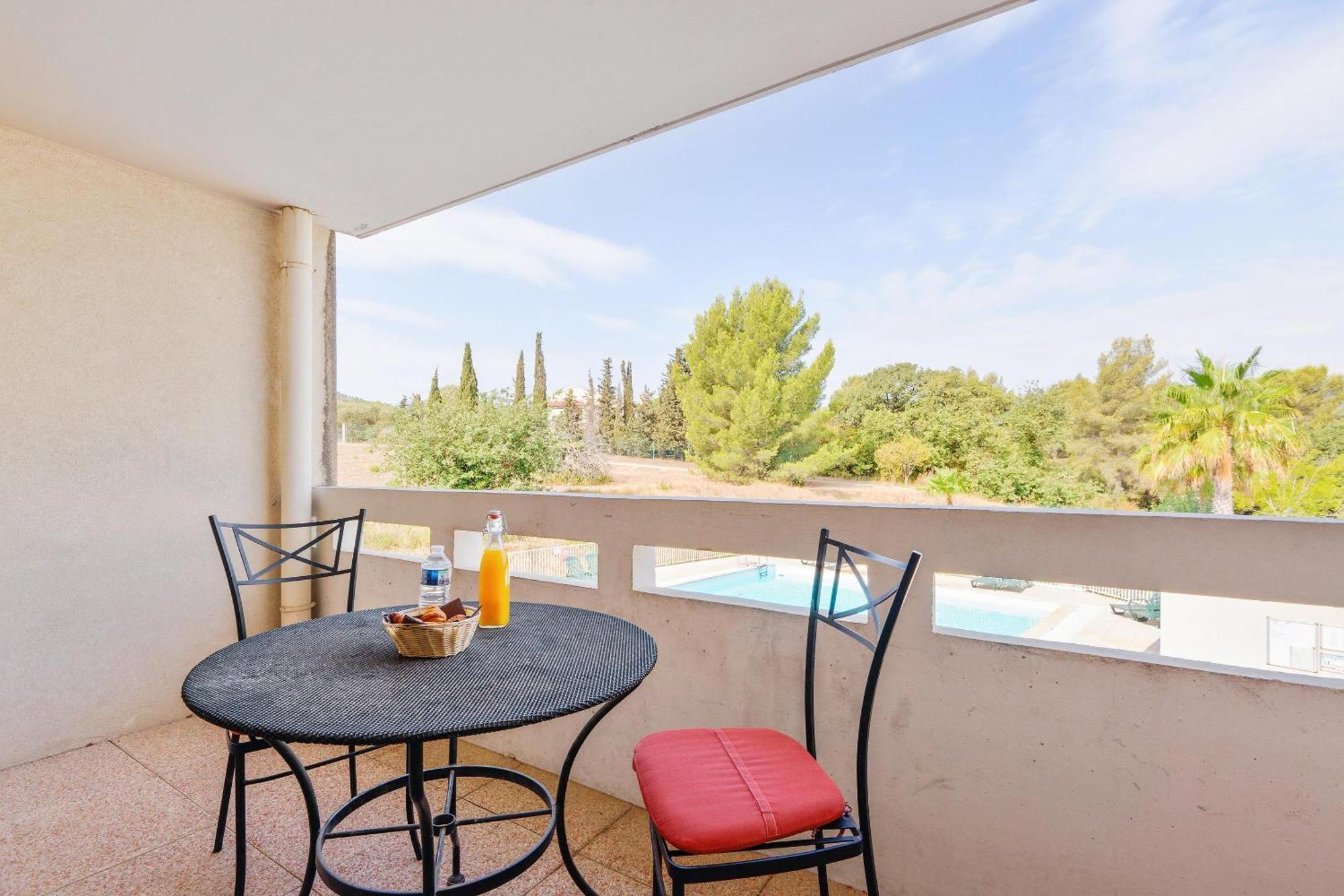 Comfort Aparthotel Six-Fours Six-Fours-les-Plages Exteriör bild